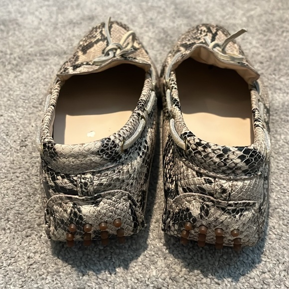 Cole Haan Snakeskin Print Loafers Mocassins. Size 10B - Picture 2 of 3